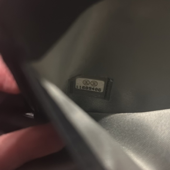 COPY - Chanel Camellia Embossed Flap Wallet w/ Chain  and certificate card. NO … - Picture 7 of 7